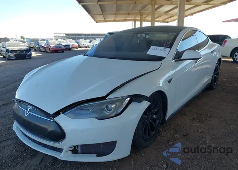 2013 Tesla Model S Performance из США, поврежденный, VIN 5YJSA1CP9DFP14057